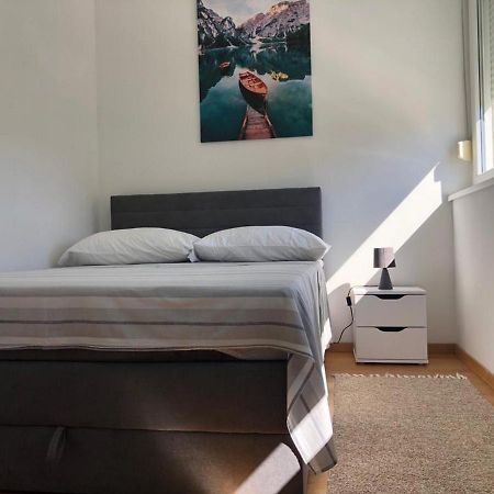 Luxury Apartment Eli 扎达尔 外观 照片