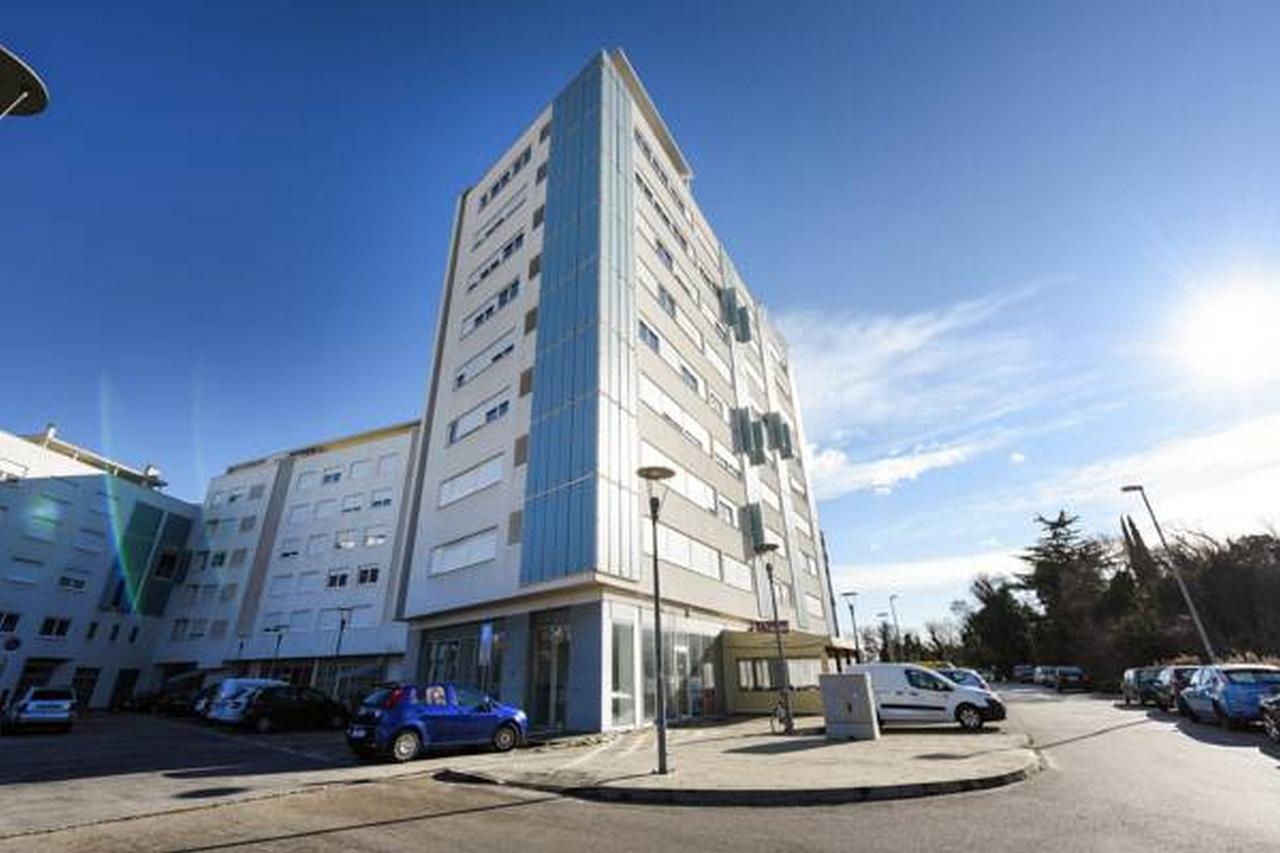 Luxury Apartment Eli 扎达尔 外观 照片