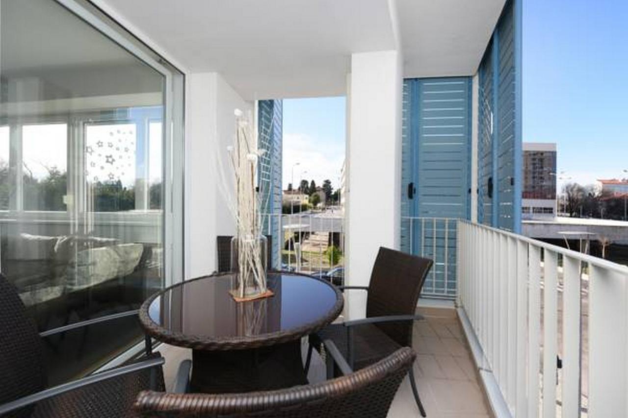 Luxury Apartment Eli 扎达尔 外观 照片